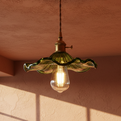 Vintage szklana lampa wisząca z miedzianym akcentem