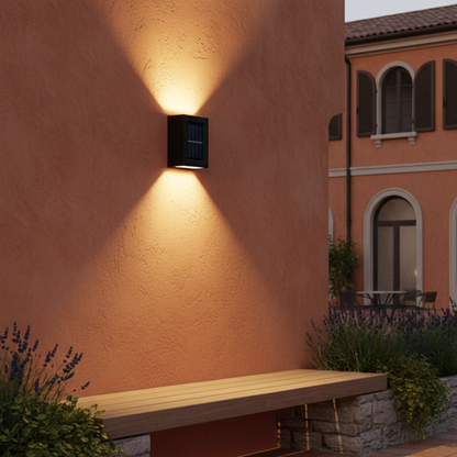Solarna lampa ścienna LED do użytku zewnętrznego